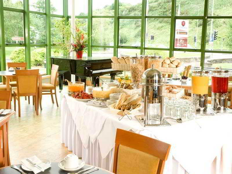 קורק Great National Commons Inn Hotel מראה חיצוני תמונה