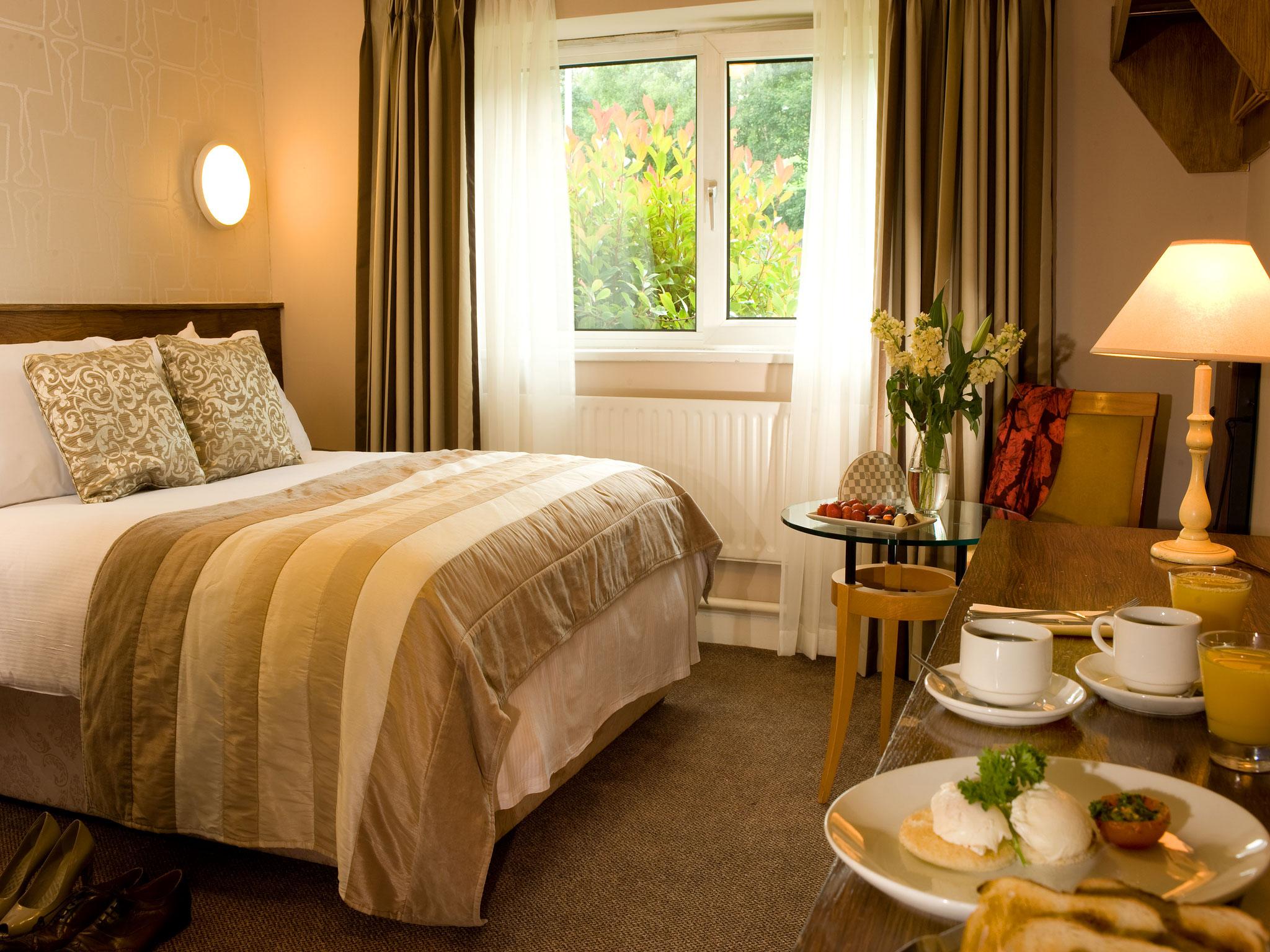 קורק Great National Commons Inn Hotel מראה חיצוני תמונה