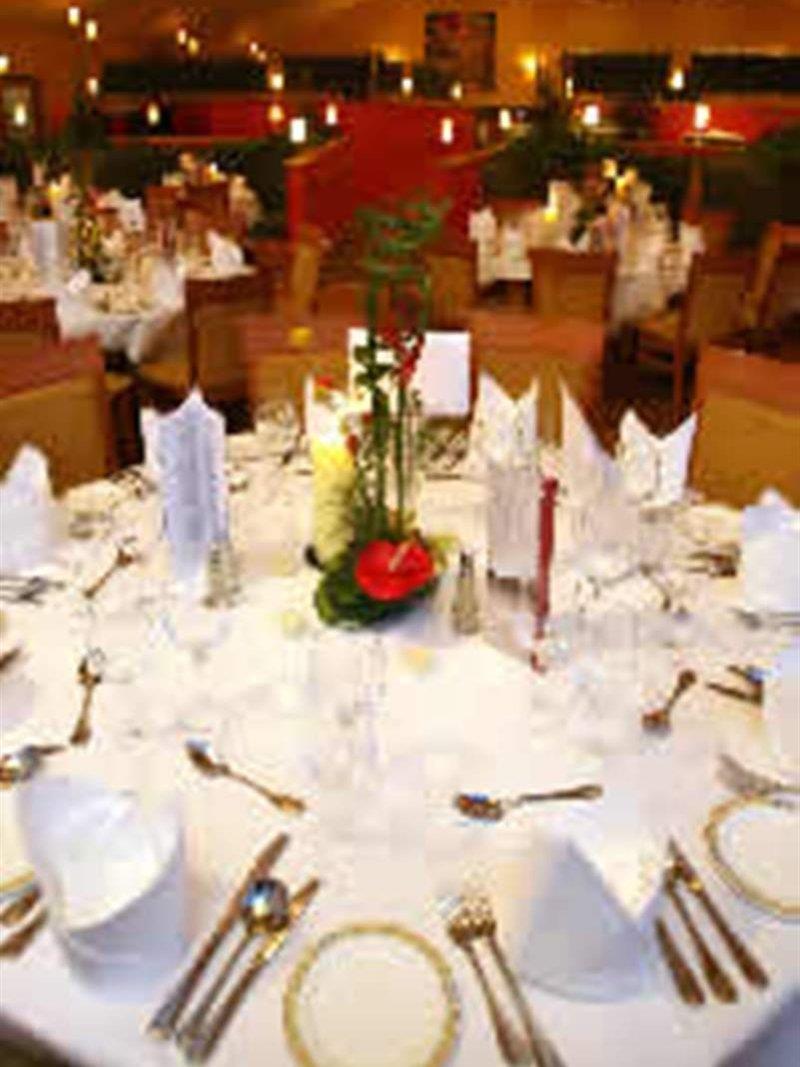 קורק Great National Commons Inn Hotel מראה חיצוני תמונה